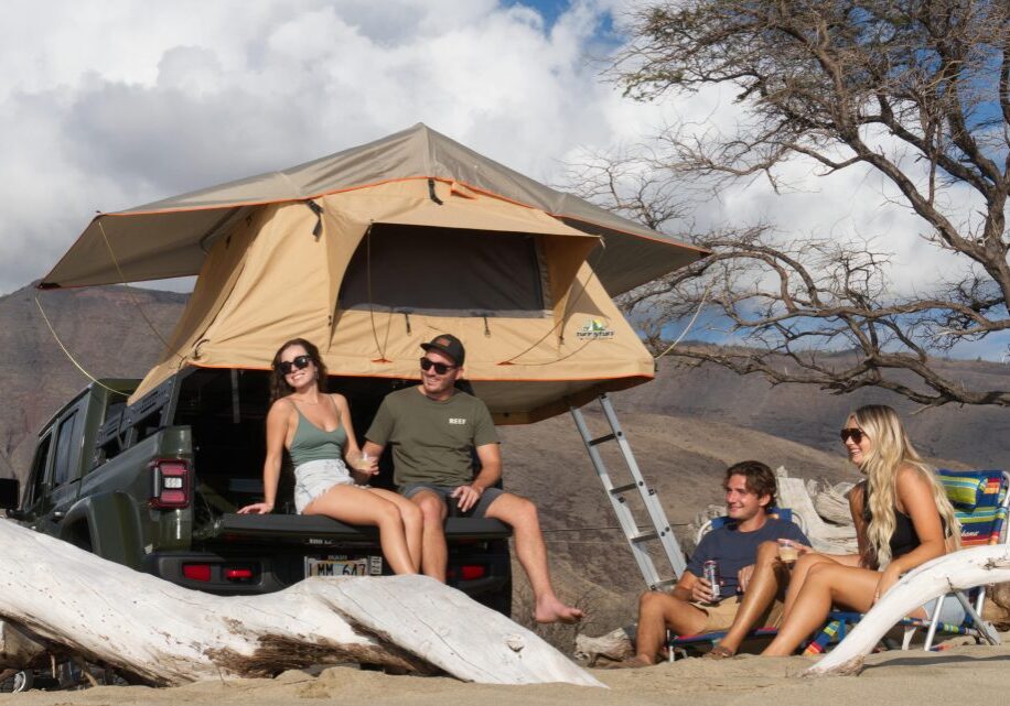 maui jeep camper with rooftop tent